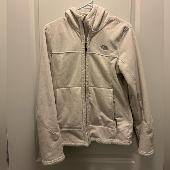 North face jacket. - Picture 1 of 4